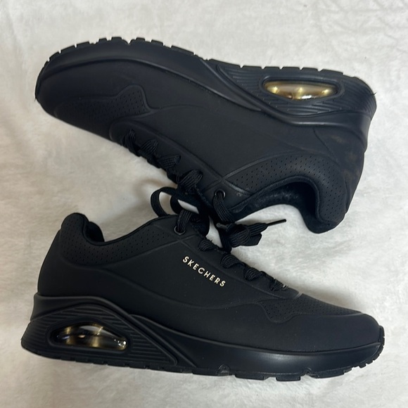 SKECHERS STREET LOS ANGELES WITH AIR-COOLED  WOMEN'S Size 8.5 - Picture 1 of 11